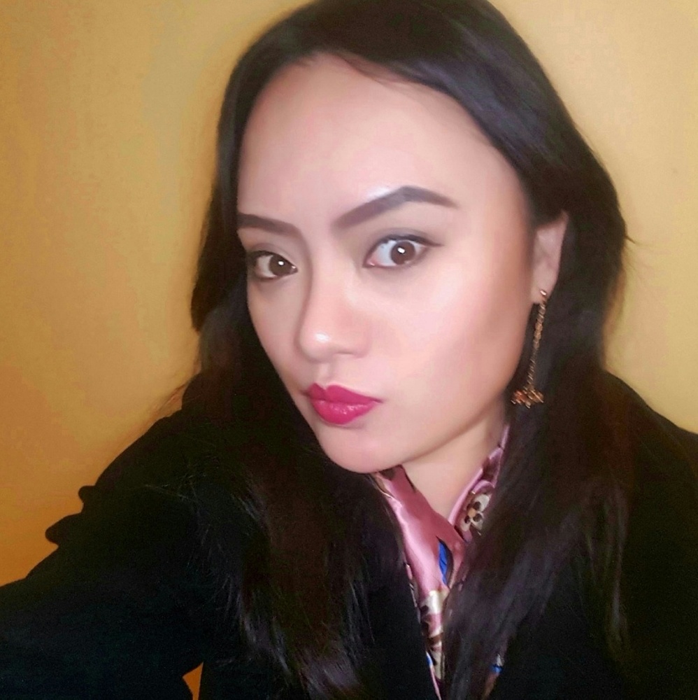 Meet your Posher, Nico